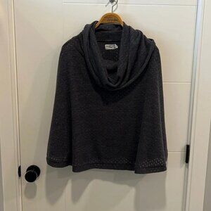 Amaranth designs gray  poncho